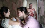 "Mum and Dad", qui met en scène une famille dérangée vivant près de l'aéroport de Heastrow, serait des plus réussis, s'avérant un cauchemar britannique dans la lignée des oeuvres de Tobe Hooper (voir ci-dessous) "Mum and Dad", qui met en scène une famille dérangée vivant près de l'aéroport de Heastrow, serait des plus réussis, s'avérant un cauchemar britannique dans la lignée des oeuvres de Tobe Hooper (voir ci-dessous)